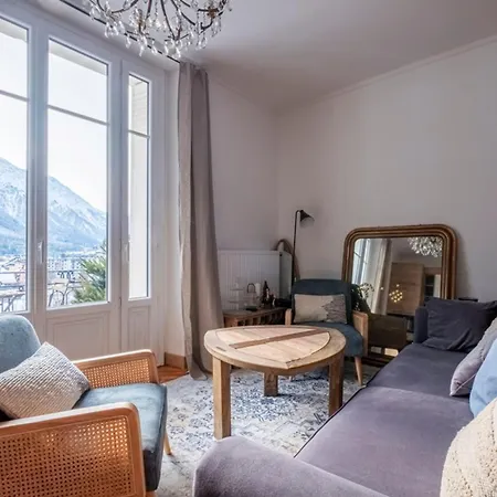 With Balcony In Chamomix شقة شامونكس